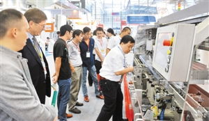 深圳機(jī)器人產(chǎn)業(yè)迎來爆發(fā)期 制造業(yè)是智能裝備的天下